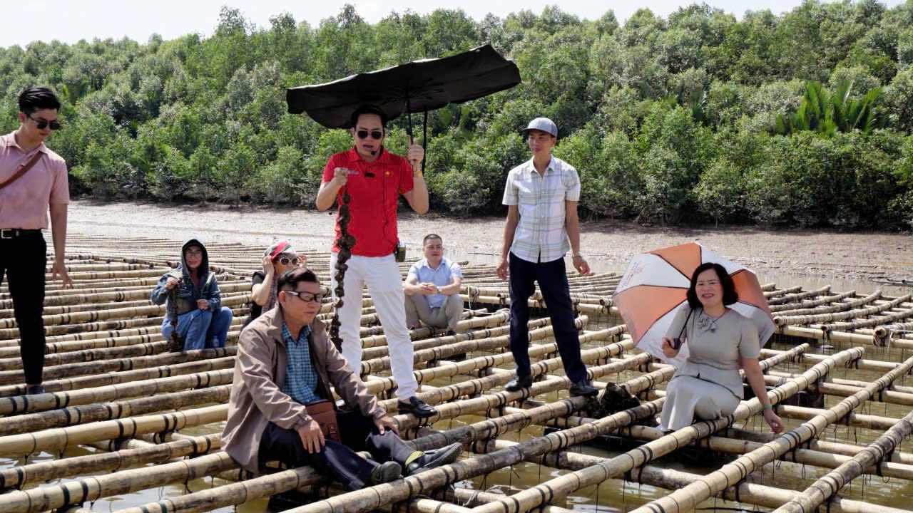 Bè Nuôi Tại Vân Phong
